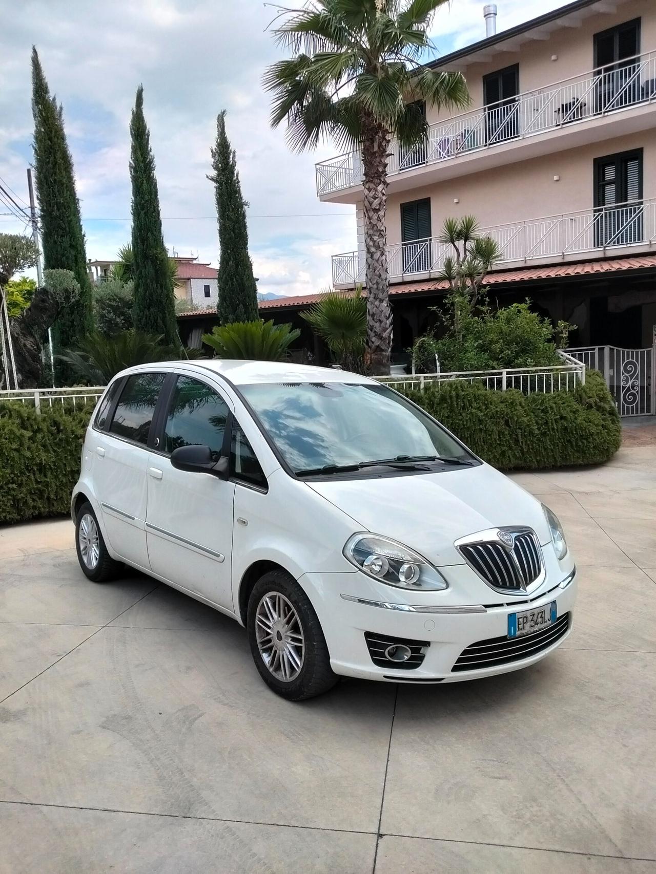 Lancia MUSA 1.4 8V Ecochic (GPL) Diva