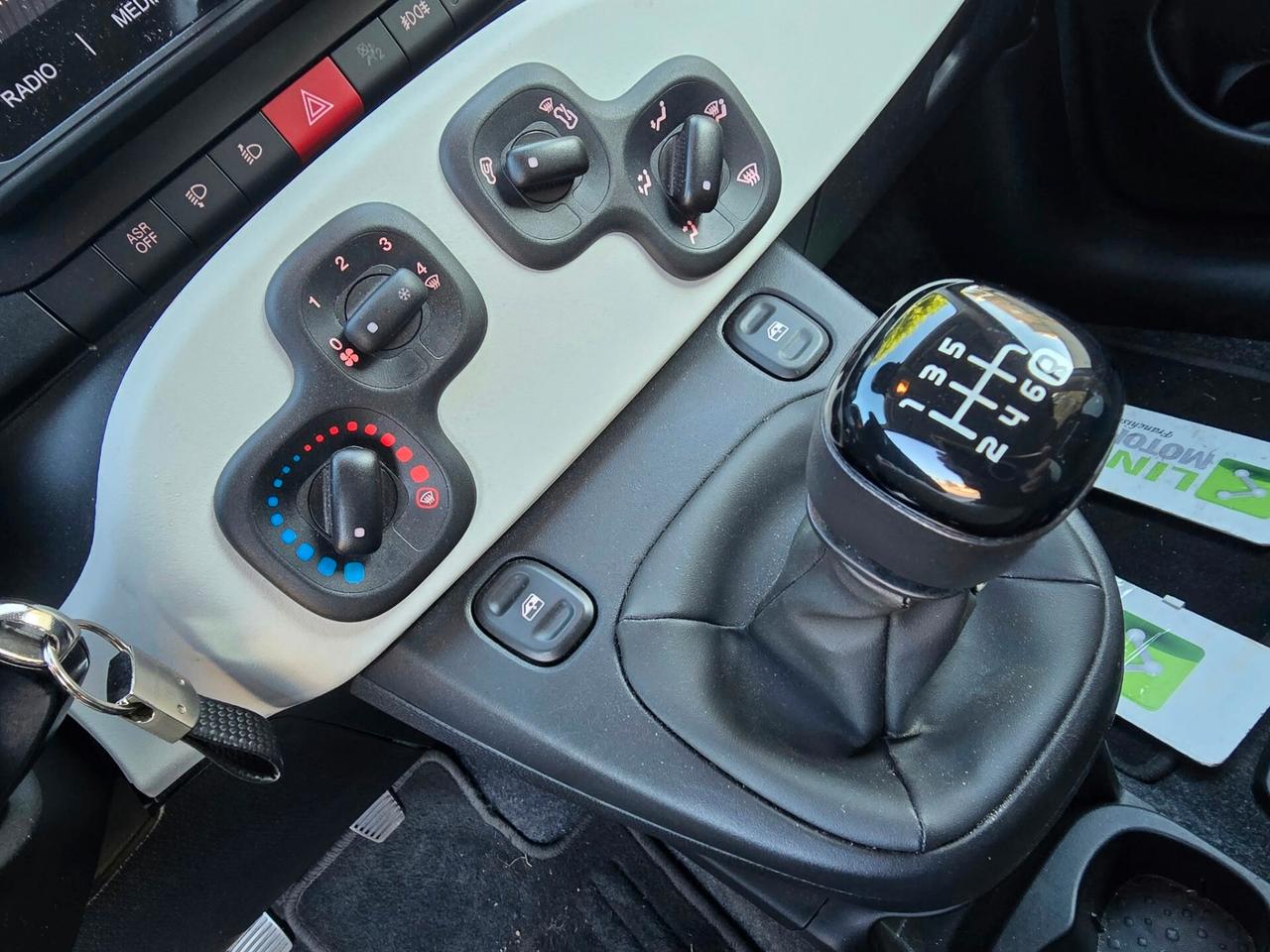 Fiat Panda Pandina 1.0 FireFly 70 CV Hybrid Cross