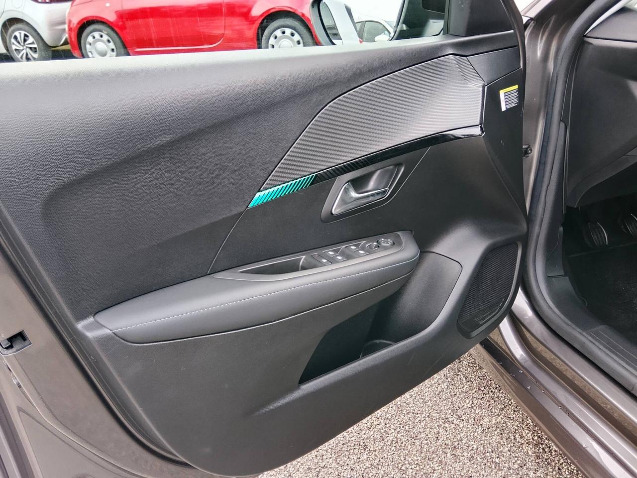 Peugeot 208 100CV GT 15K KM!