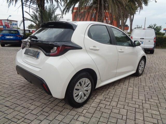 Toyota Yaris 1.0 5 porte Active