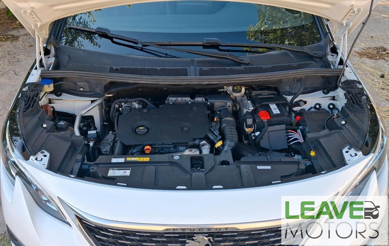 Peugeot 5008 HDi 130cv EAT8 (M1541)