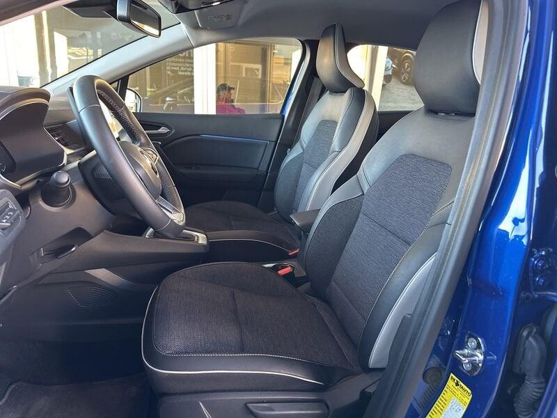 Renault Captur Captur 1.6 E-Tech hybrid Techno Fast Track 145cv auto