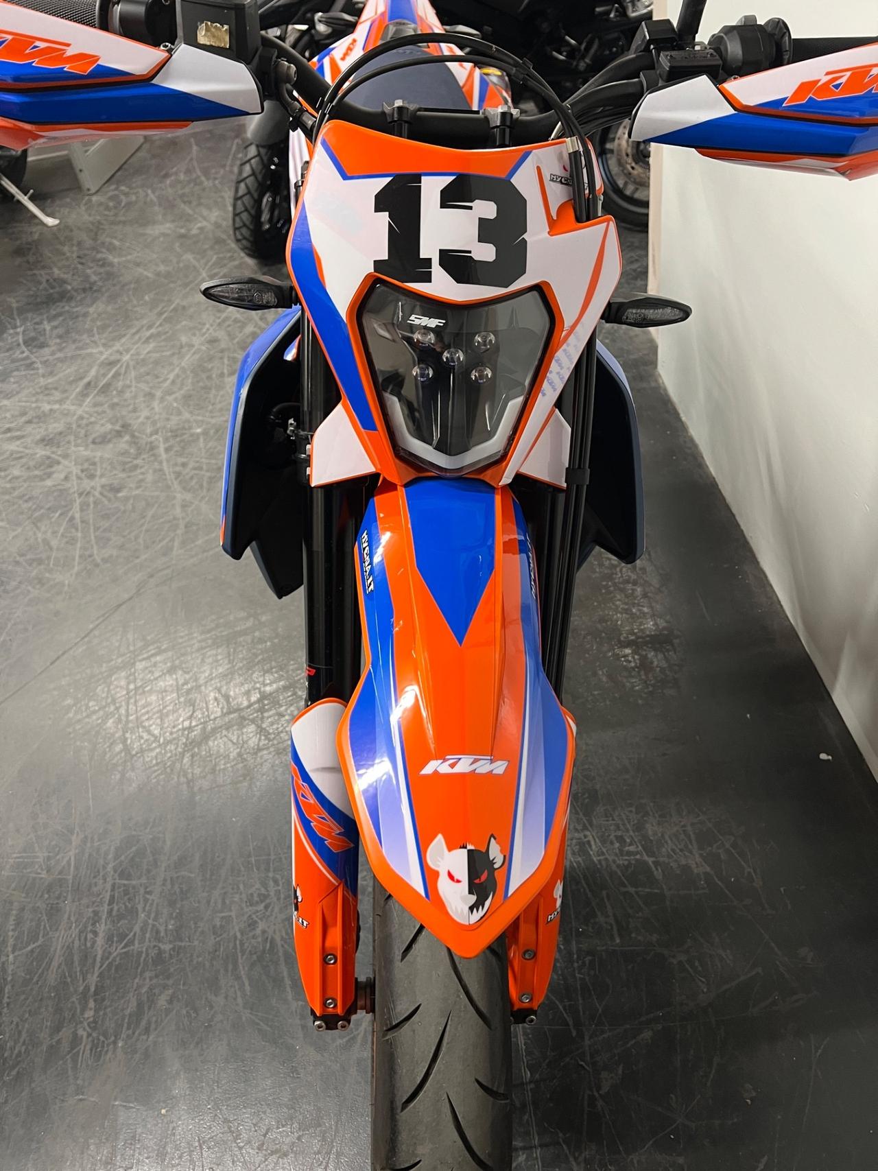 Ktm 690 SMC R motard