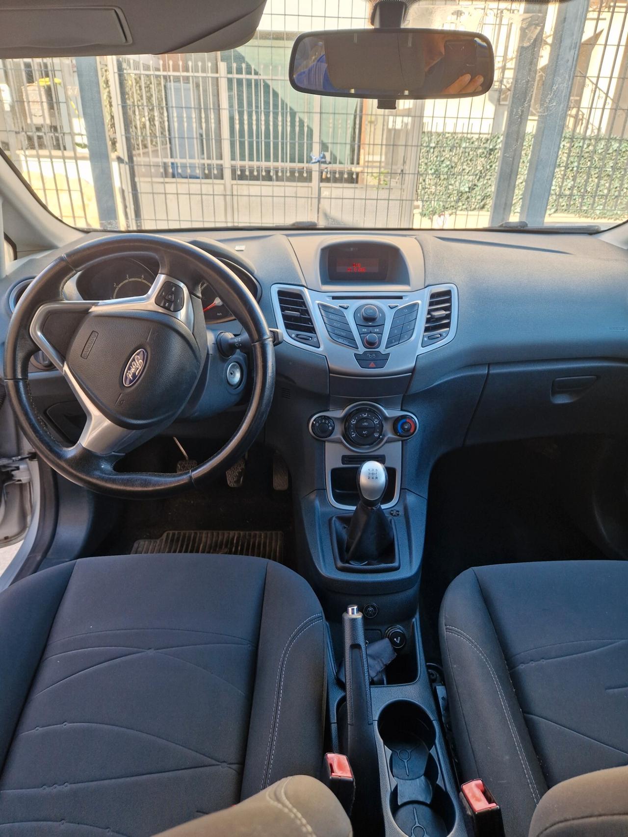 Ford Fiesta 1.4 5 porte Bz.- GPL Titanium