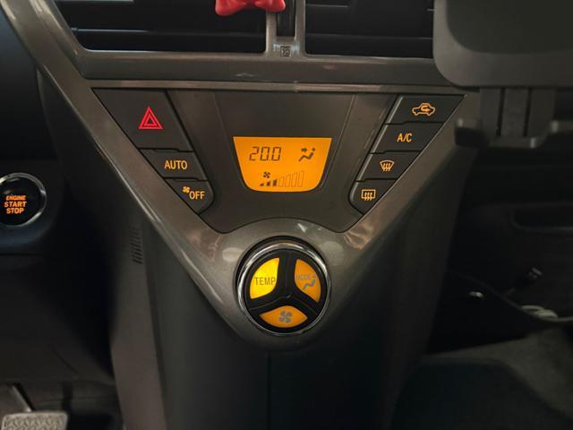 TOYOTA iQ 1.3 Executive Automatica