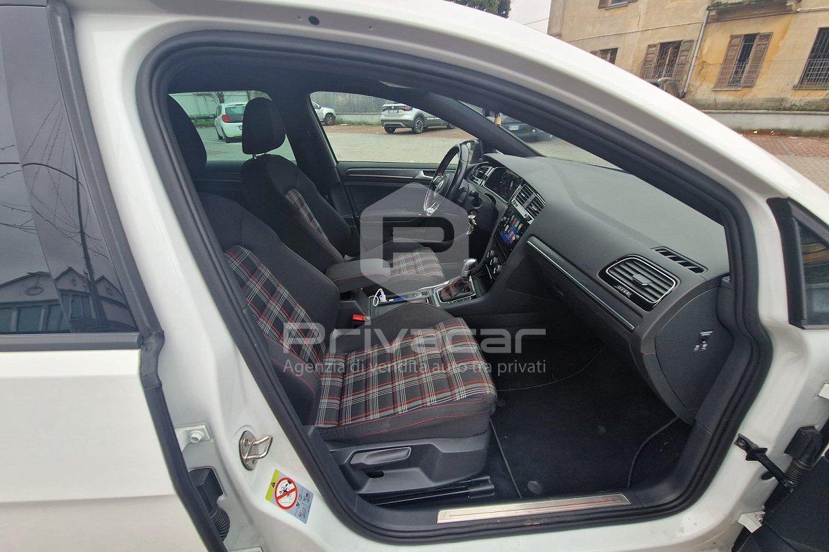 VOLKSWAGEN Golf GTI Performance 2.0 245 CV TSI DSG 5p. BMT