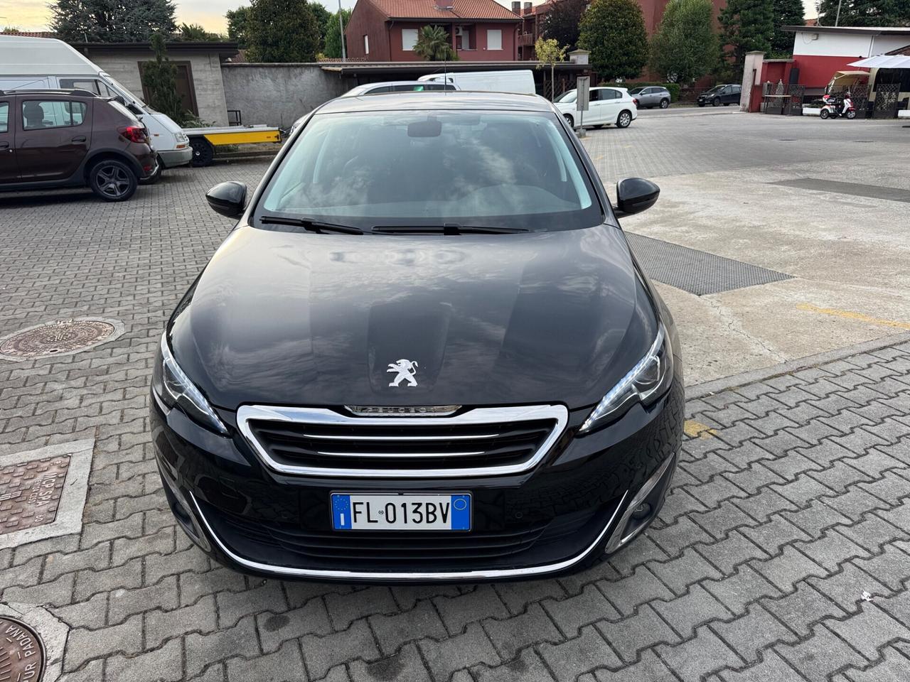 Peugeot 308 BlueHDi 120 S&S Allure automatica euro 6b