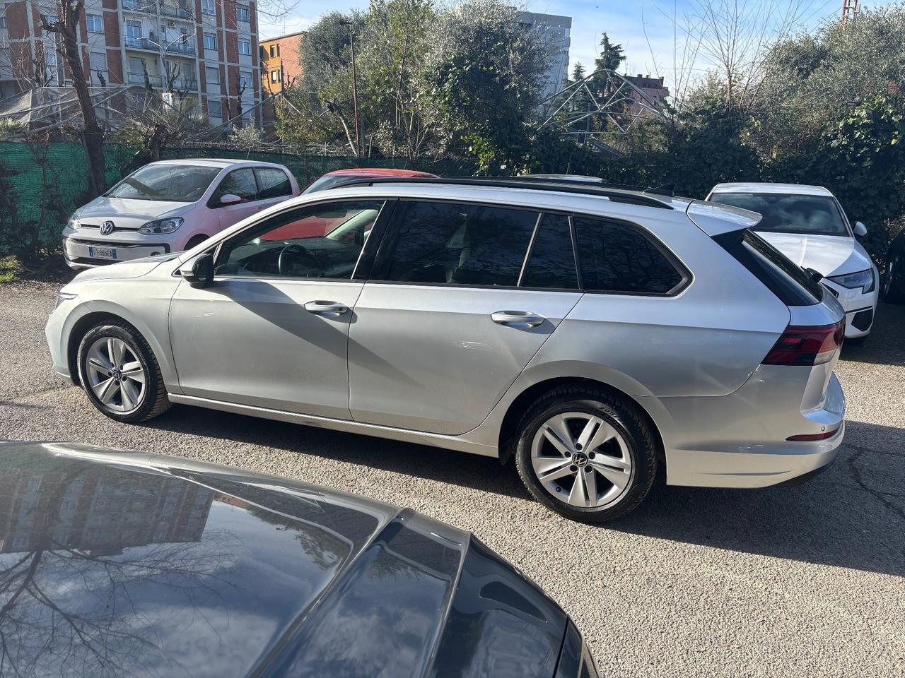 Volkswagen Golf Variant 2.0 TDI 115cv