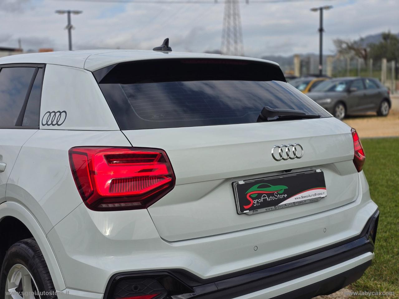 AUDI Q2 30 TDI S line Edition