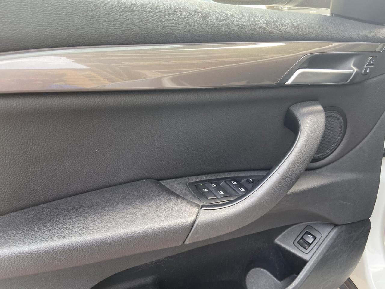 Bmw X1 sDrive18d xLine Auto