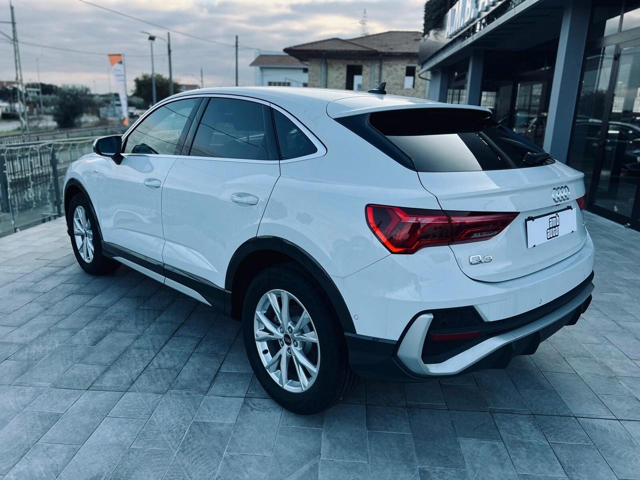 Audi Q3 35 TDI S tronic S line edition KM ZERO
