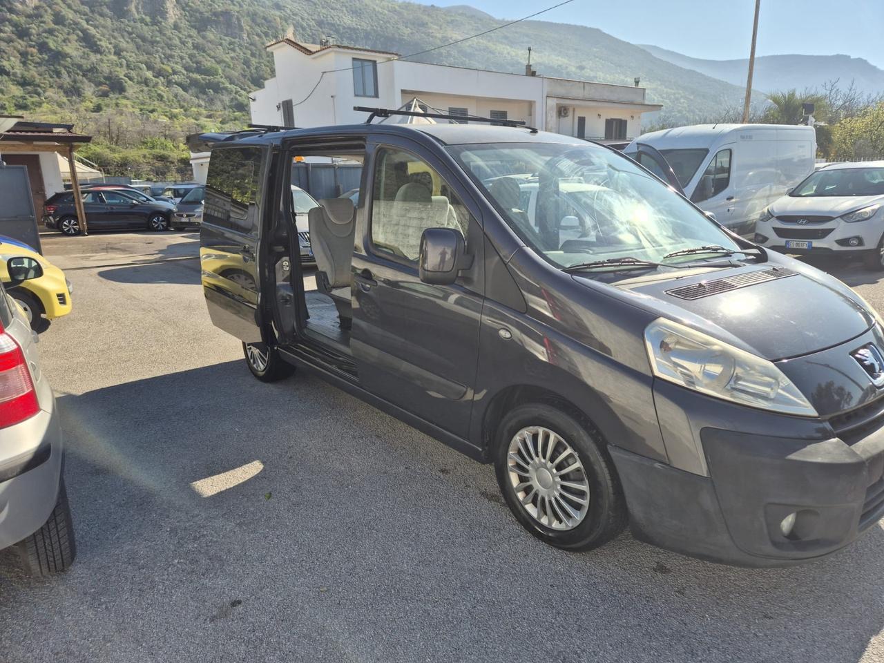 Peugeot Expert Tepee 2.0 HDi 120CV PC Premium 6P