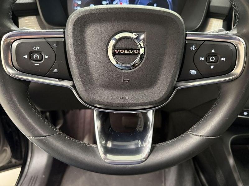 Volvo XC40 Recharge T4 Plug-in Hybrid auto Recharge Core