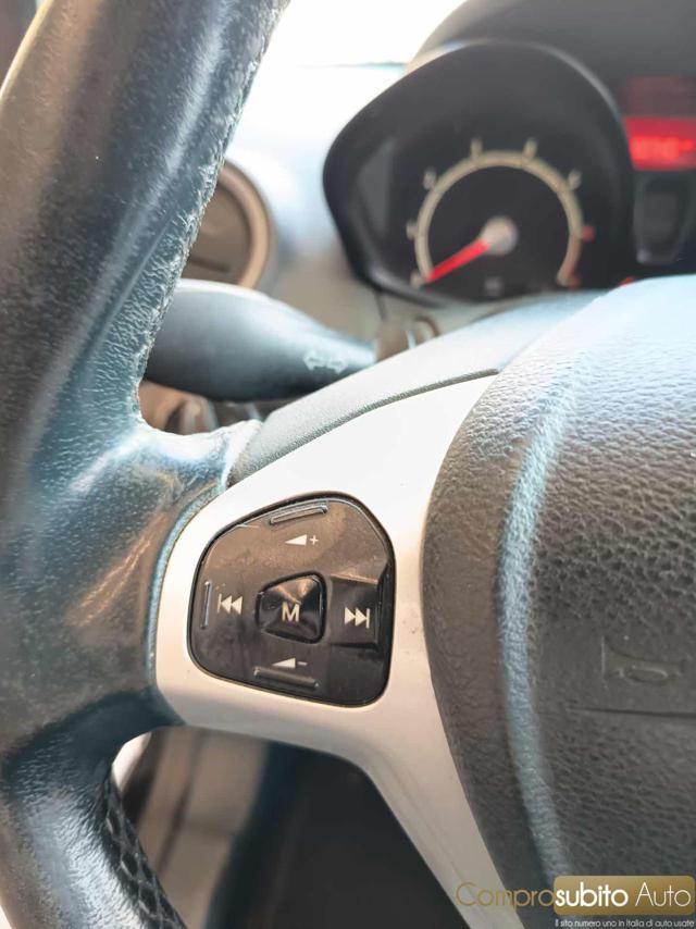 FORD Fiesta 1.4 3 porte Bz.- GPL Titanium