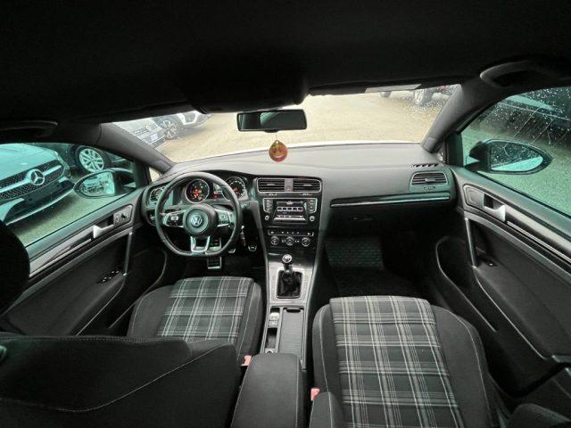 VOLKSWAGEN Golf GTD GTD 2.0 TDI BlueMotion Technology