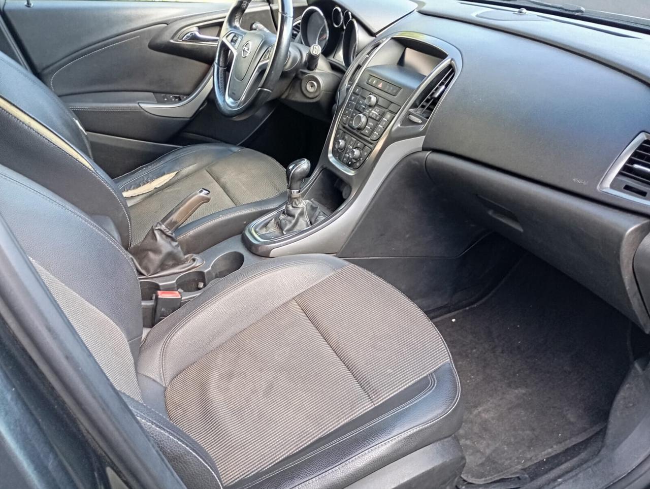 Opel Astra 1.7 CDTI 110CV Sports Tourer Cosmo