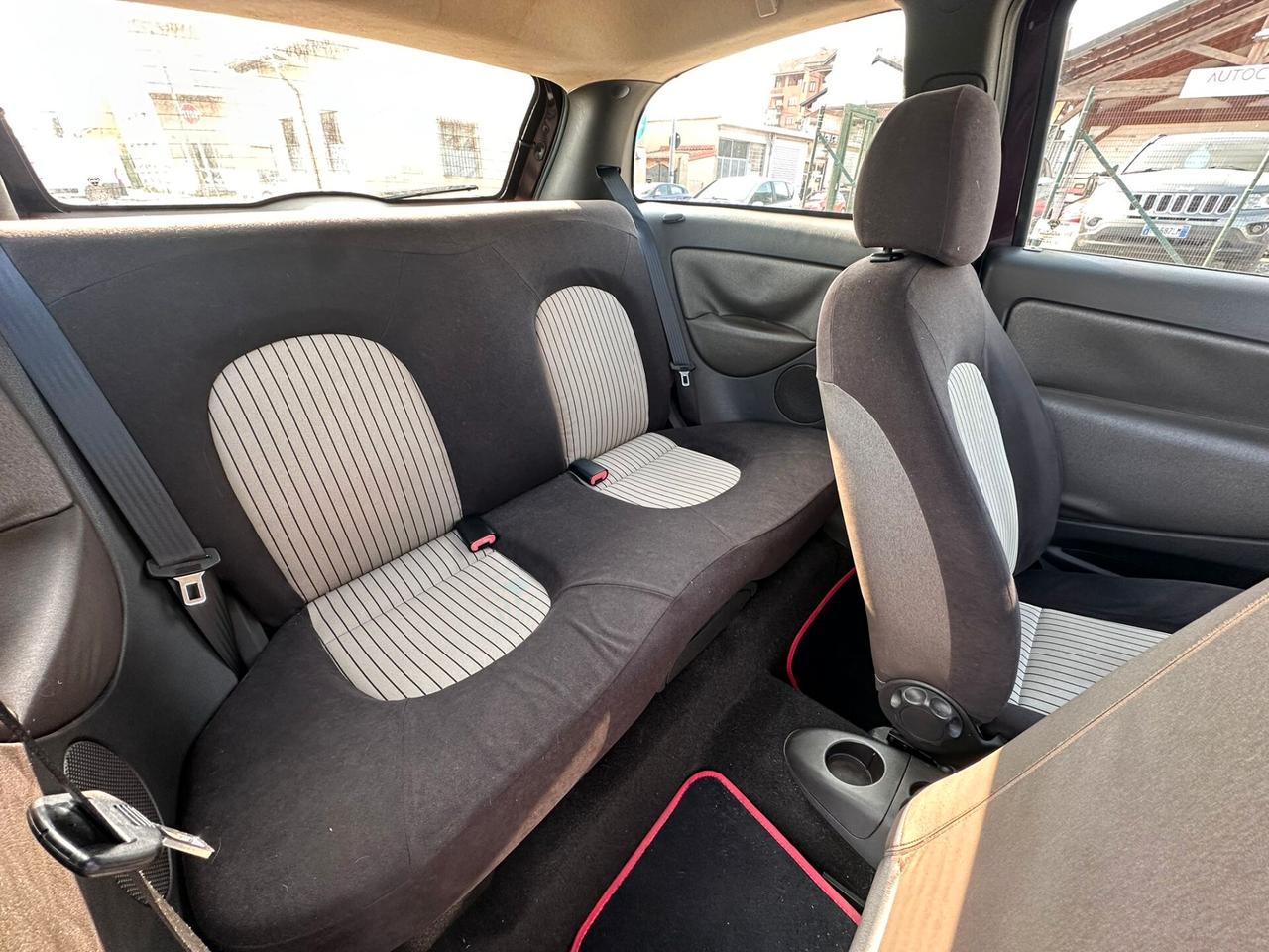 Lancia Ypsilon 1.2 Versus