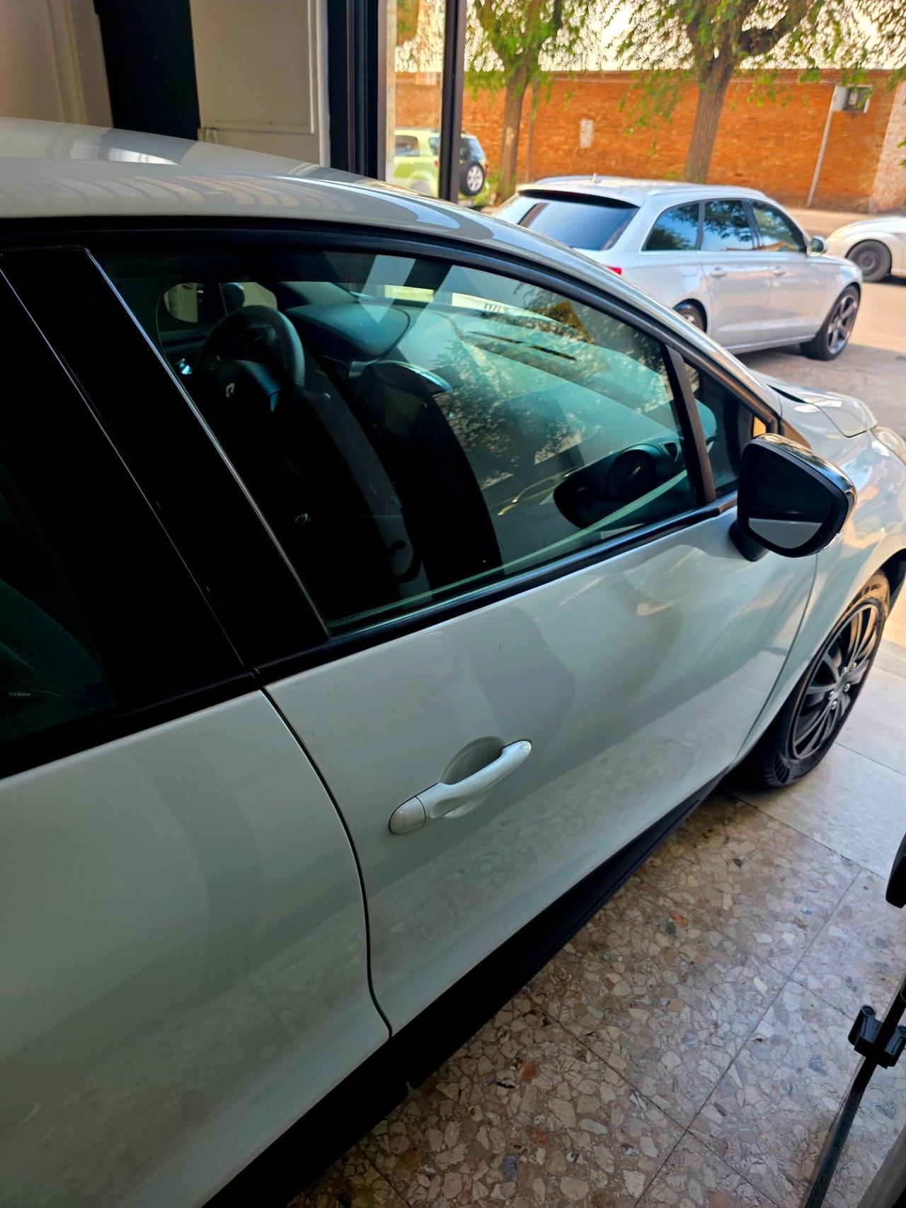 Renault Clio dCi 8V 75 CV 2015