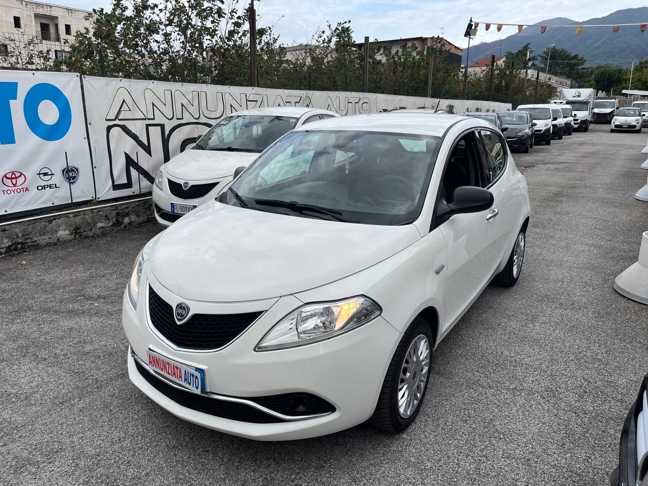 Lancia Ypsilon 1.3 MJT 16V 95 CV 5 porte