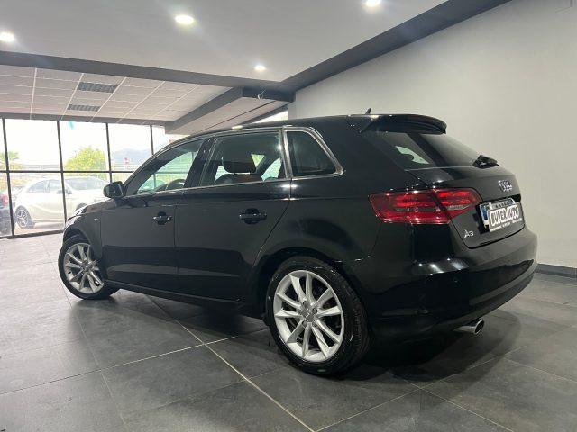 AUDI A3 SPB 1.6 TDI S tronic S LINE