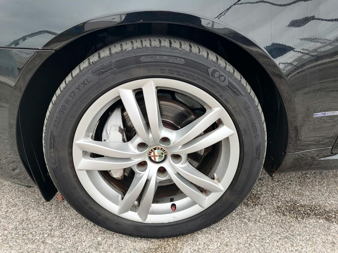 Alfa Romeo 159 2.0 JTDm Sportwagon SUPER 2012