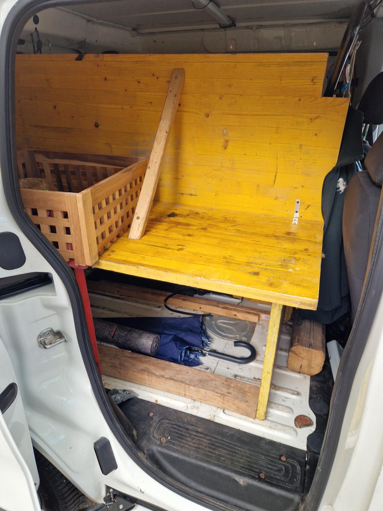 Peugeot Bipper 1.3 HDi 80CV Autocarro - 2018