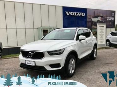 VOLVO XC40 T2 Geartronic Momentum Core