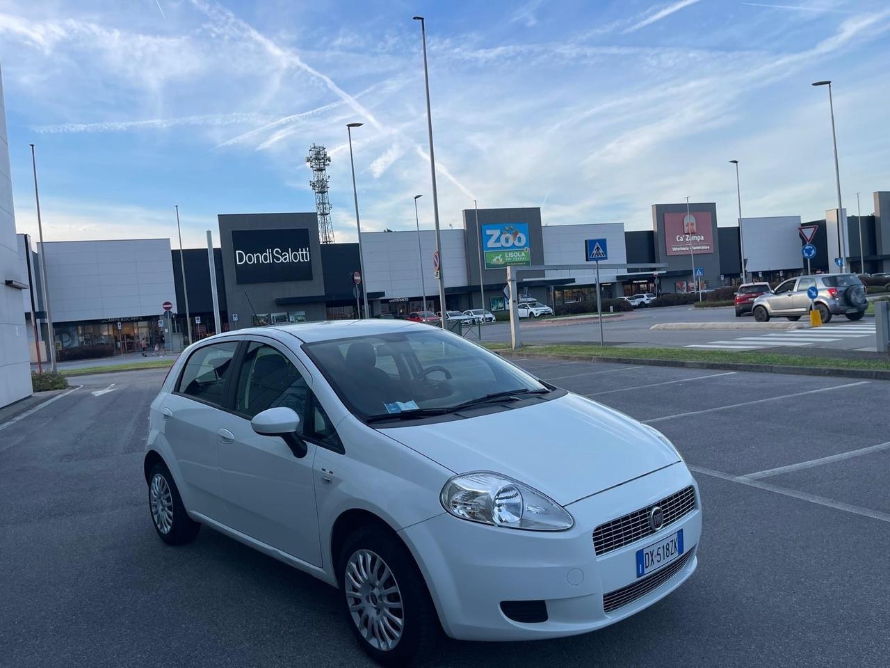 Fiat Grande Punto 1.4 5P Fun 57 kw