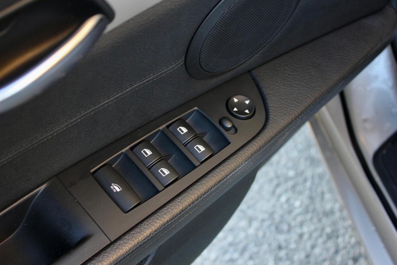 Bmw Z4 2.3i 205CV PELLE NERA XENON NAVY