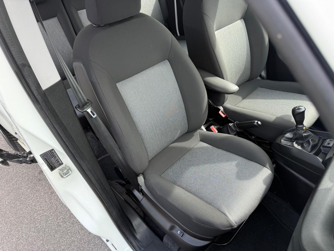 Fiat Doblo 1.3 95 cv 5 POSTI