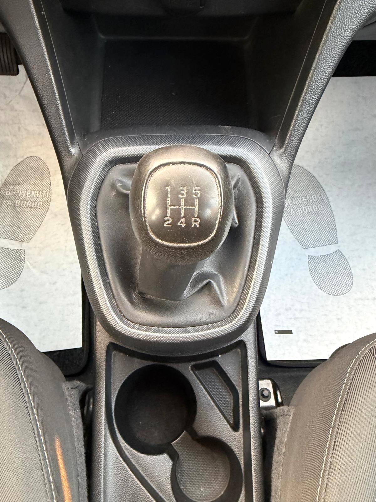 Hyundai i10 1.0 MPI BENZ 65CV 5P CLASSIC 2018
