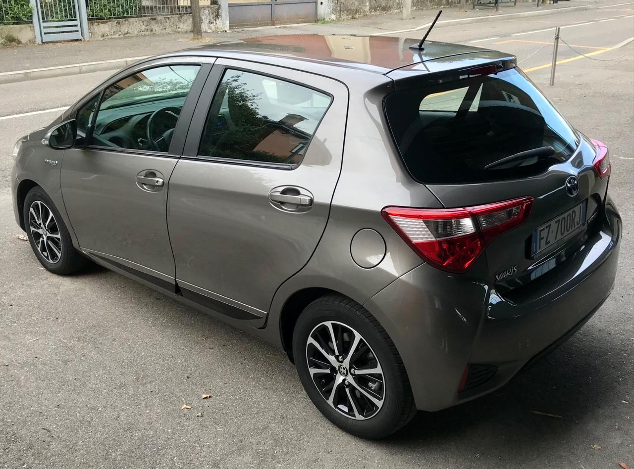 Toyota Yaris 1.5 Hybrid 5 porte Active