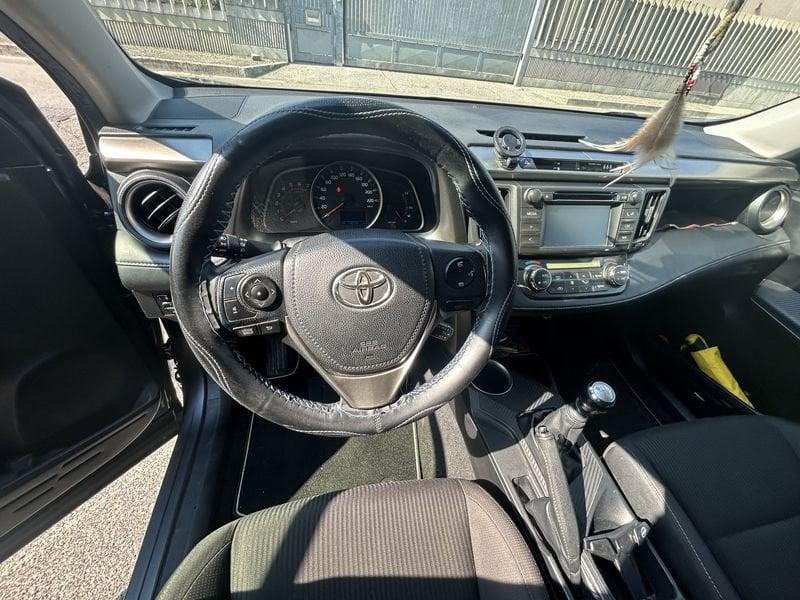 Toyota RAV4 Rav4 2.0 d-4d Lounge 2wd mt