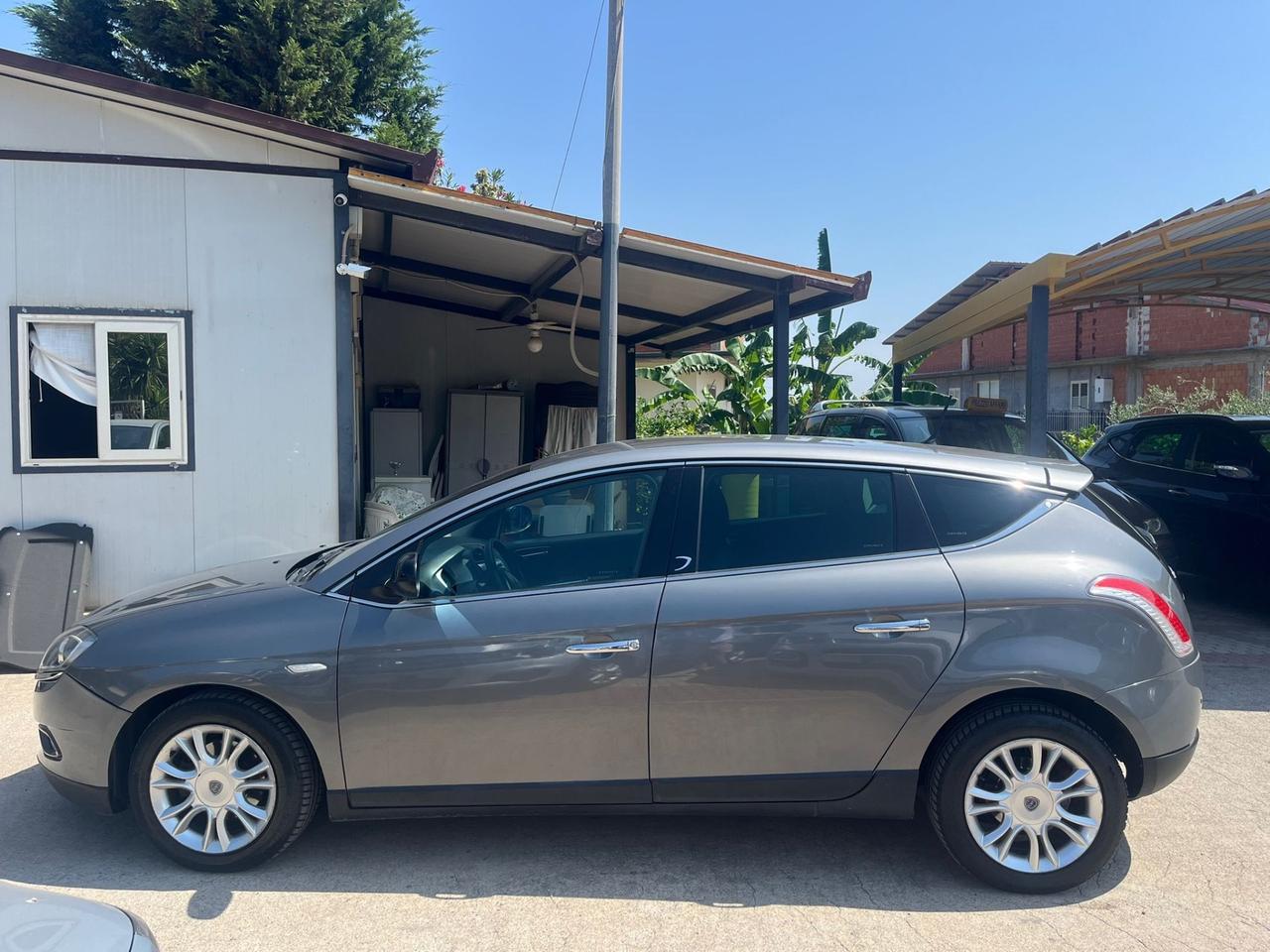 Lancia Delta 1.6 MJT DPF Platino KM CERTIF.