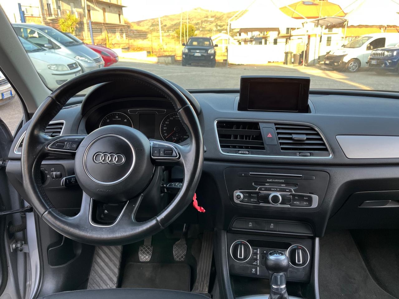 Audi Q3 2.0 TDI 150 CV Business