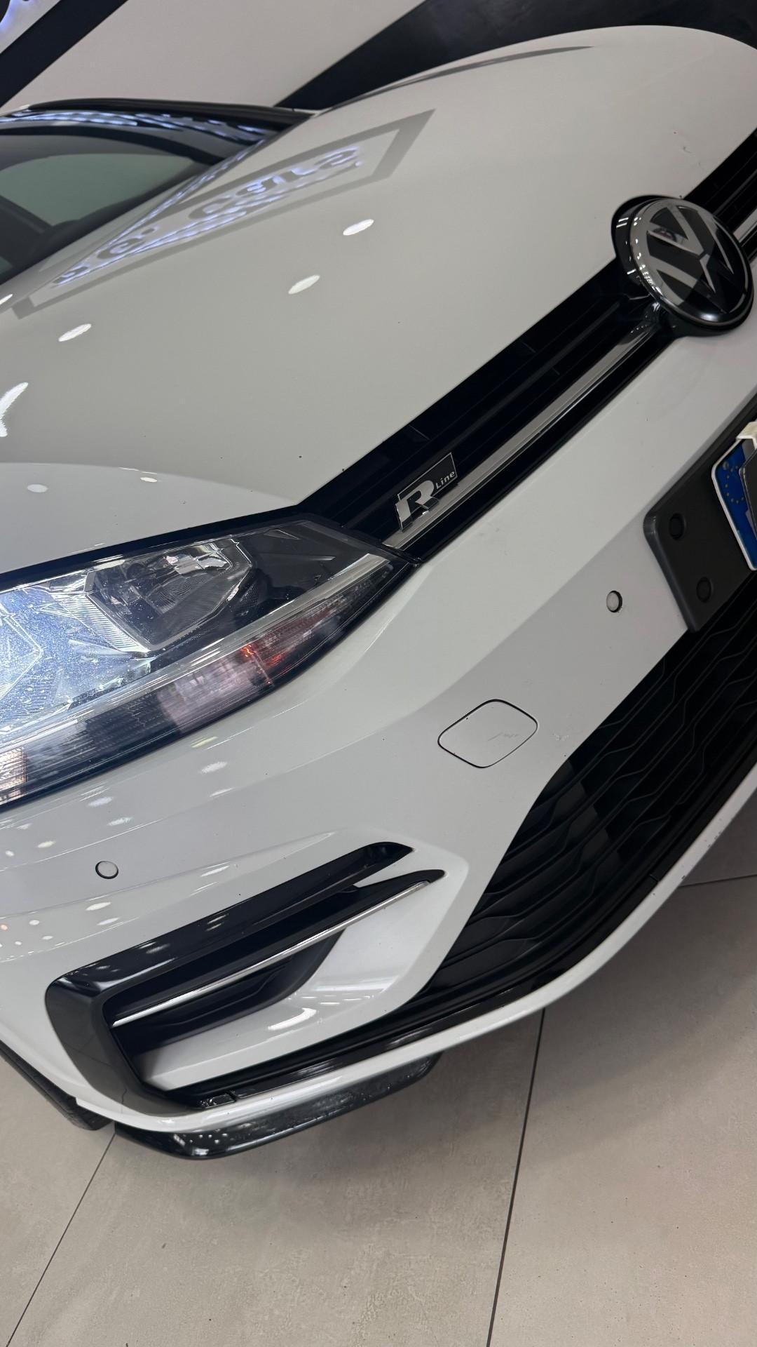 Volkswagen Golf 1.6 TDI 115 CV 5p. R-line