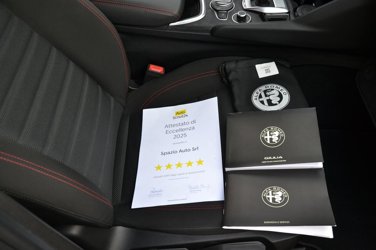 Alfa Romeo Giulia 2.0 TURBO 200CV AT8! Prezzo vero senza vincoli Unipro, fatturabile e italiana Garanzia 12 mesi inclusa!