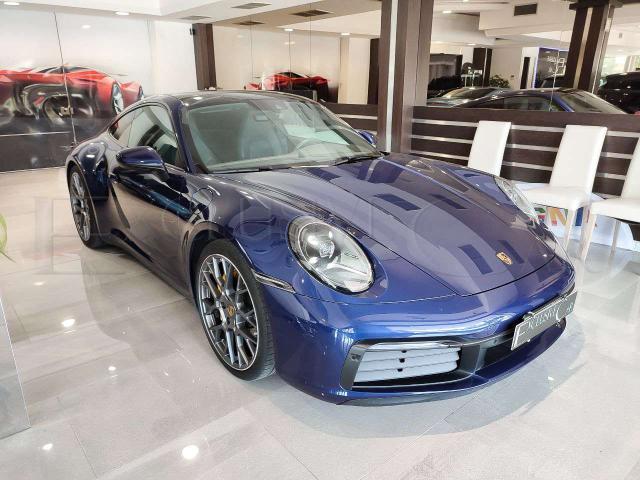 Porsche 992 Carrera 4S