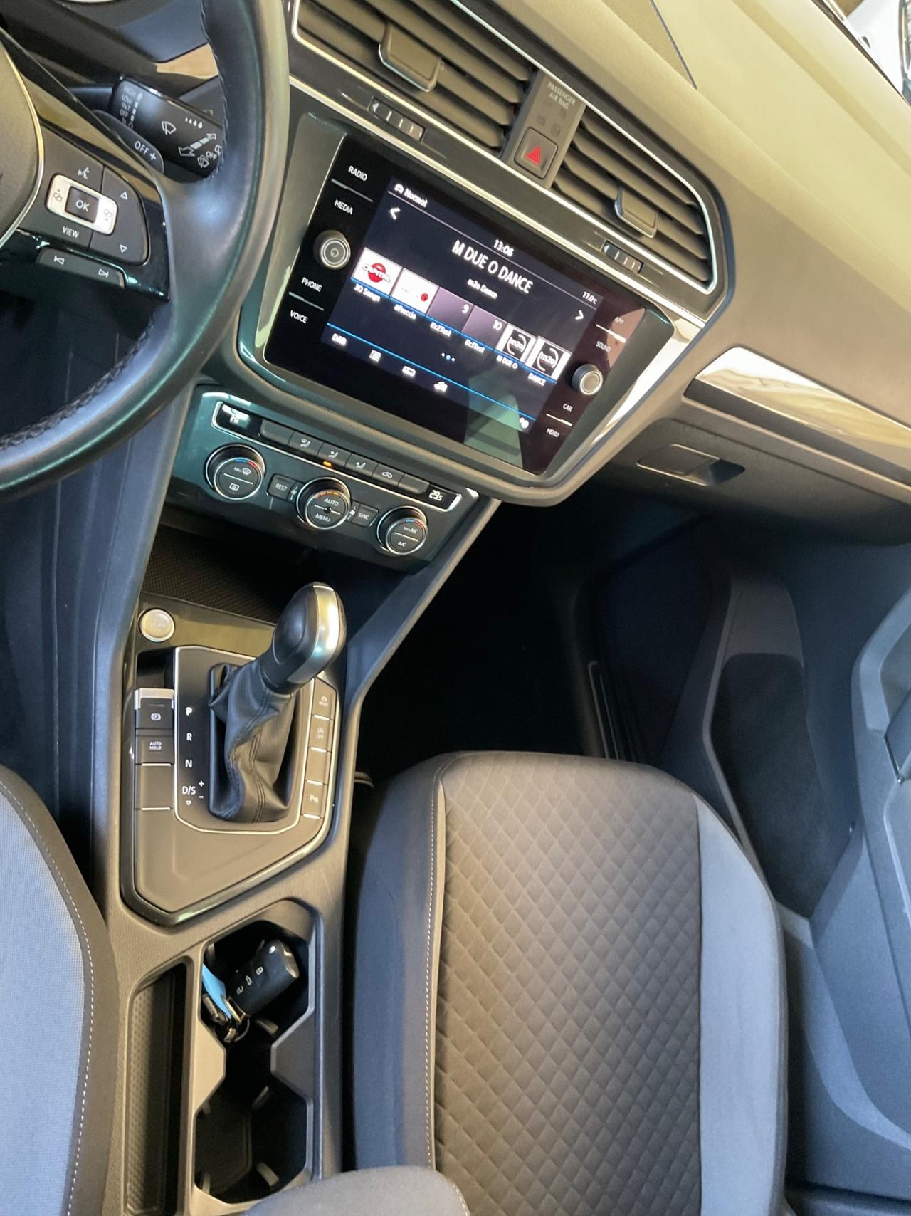 Tiguan 2.0 TDI 150 CV- DSG R-Line-iva esp-unipro