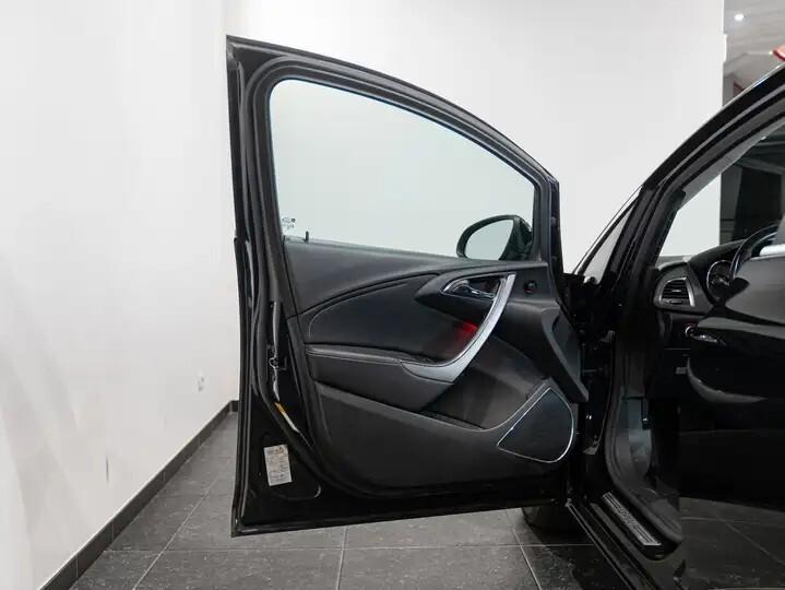 Opel Astra 1.6 115CV 5 porte Cosmo