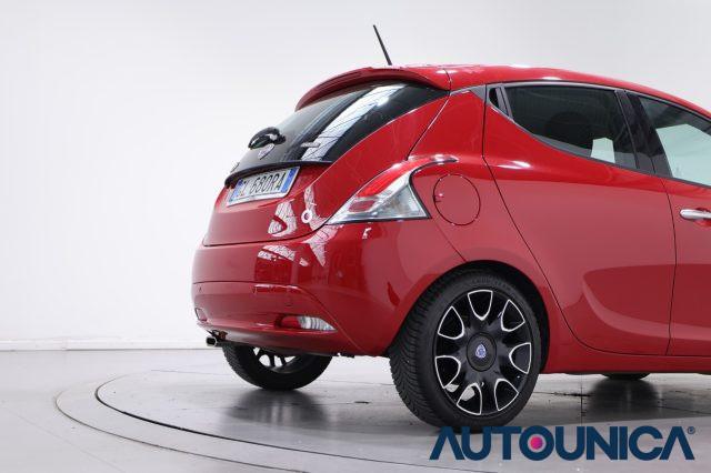 LANCIA Ypsilon 1.0 FIREFLY 5 PORTE S&S HYBRID GOLD FARI LED