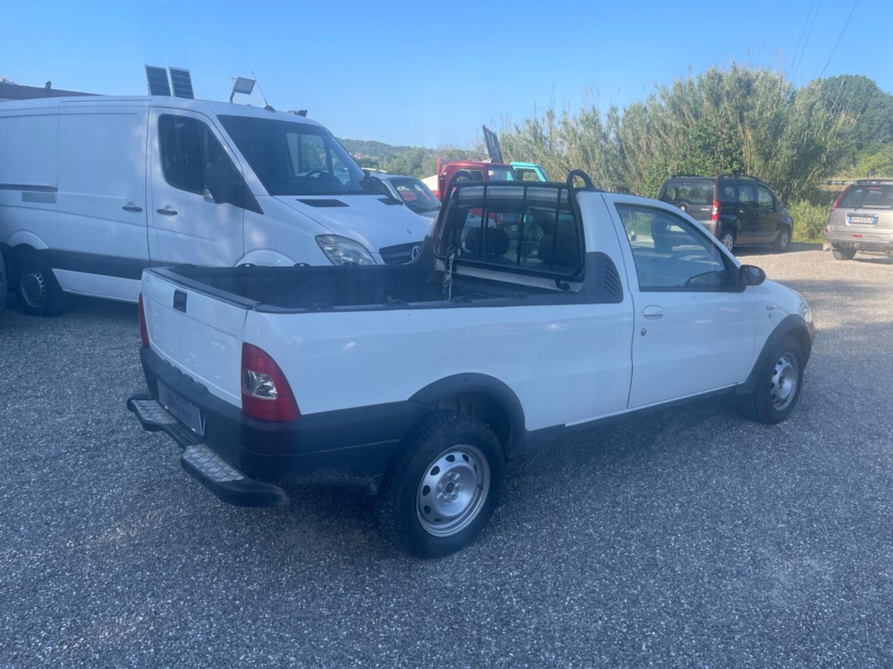 Fiat strada