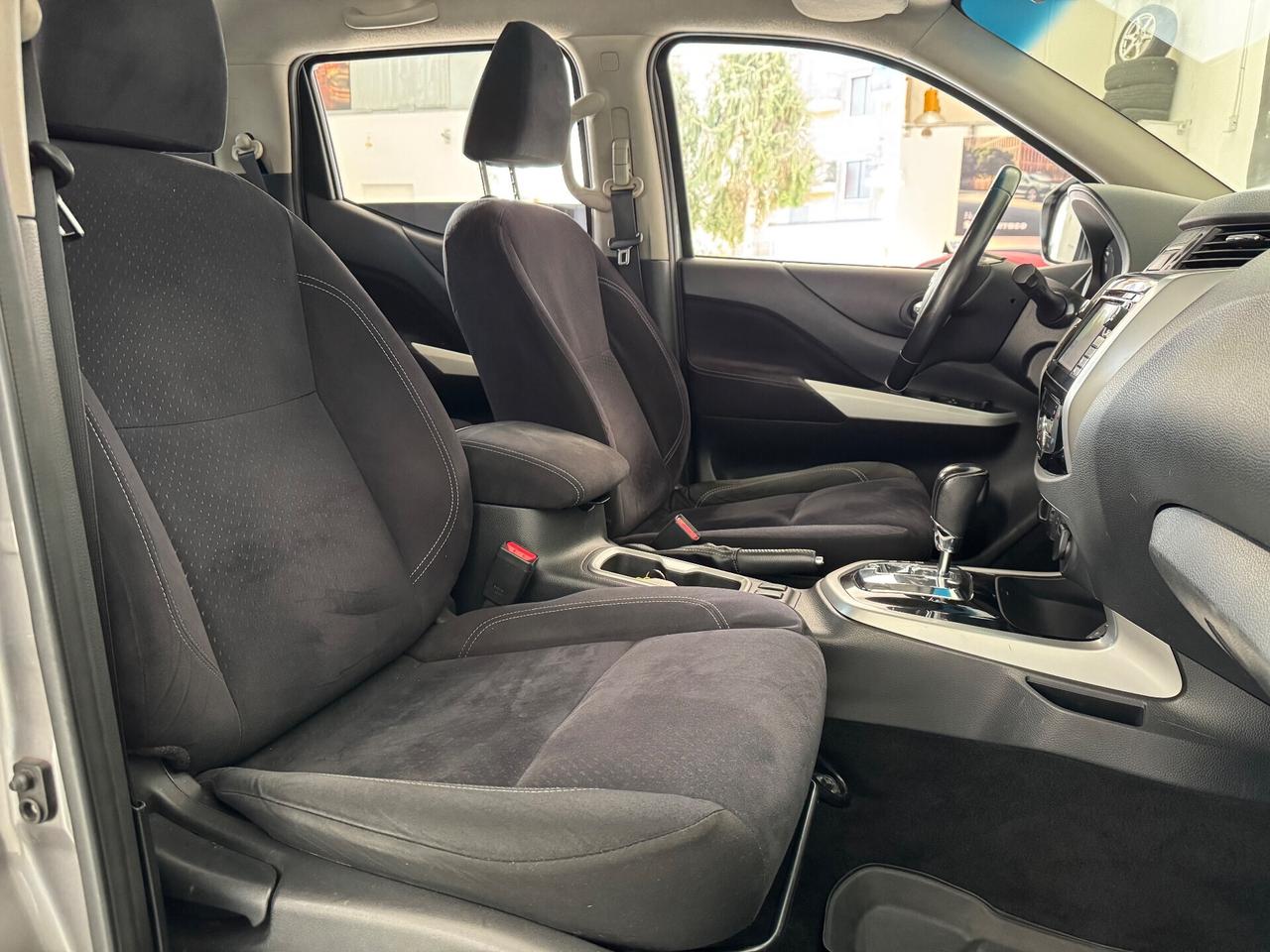 Nissan Navara 2.3 dCi 190 CV 7AT 4WD Double Cab N-Connecta