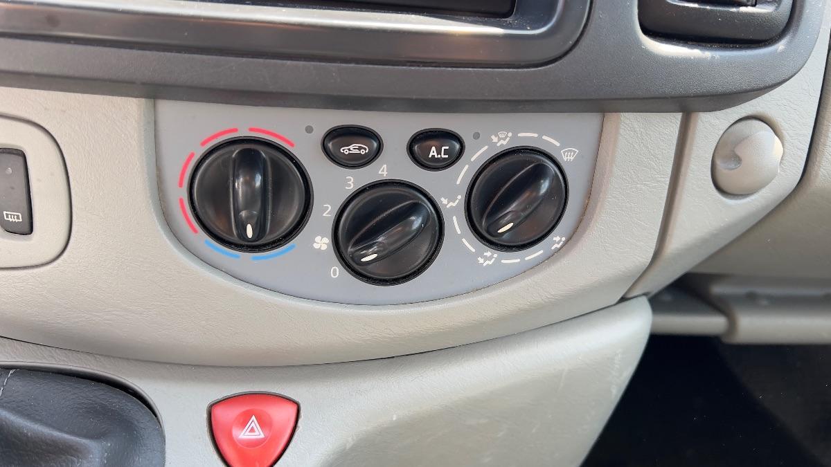 OPEL - Vivaro 2.0 cdti 9 POSTI