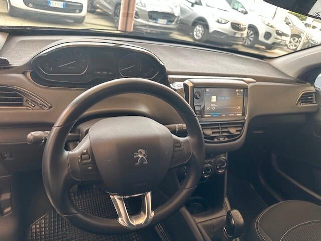 PEUGEOT 208 2018