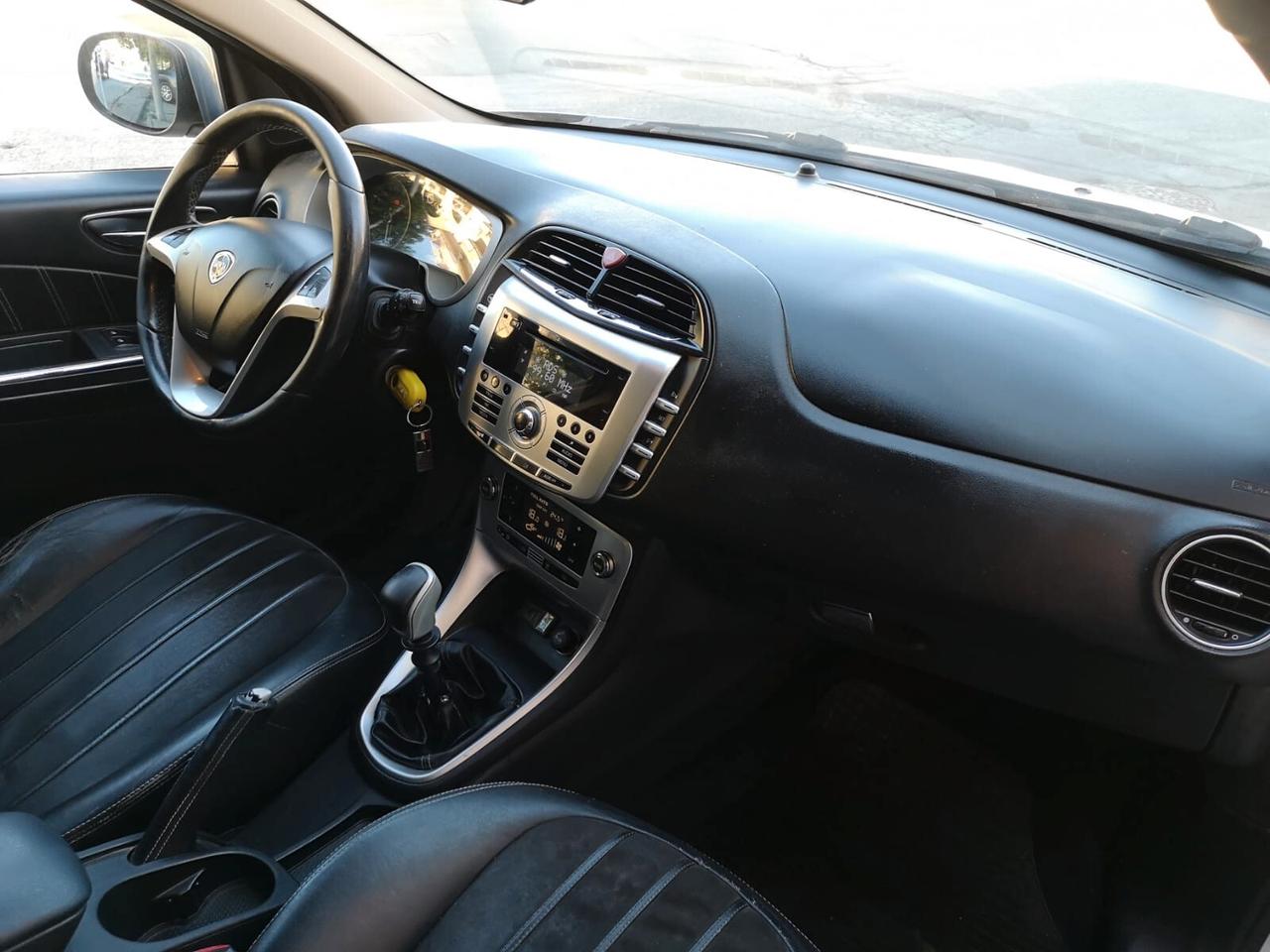 Lancia Delta 1.6 MJT 120 CV DPF Platino