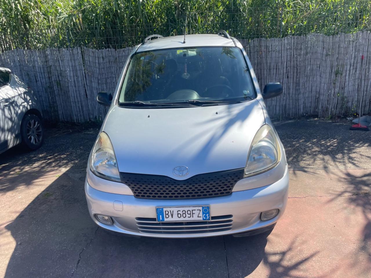 Toyota Yaris Verso 1.3i 16V cat Sol