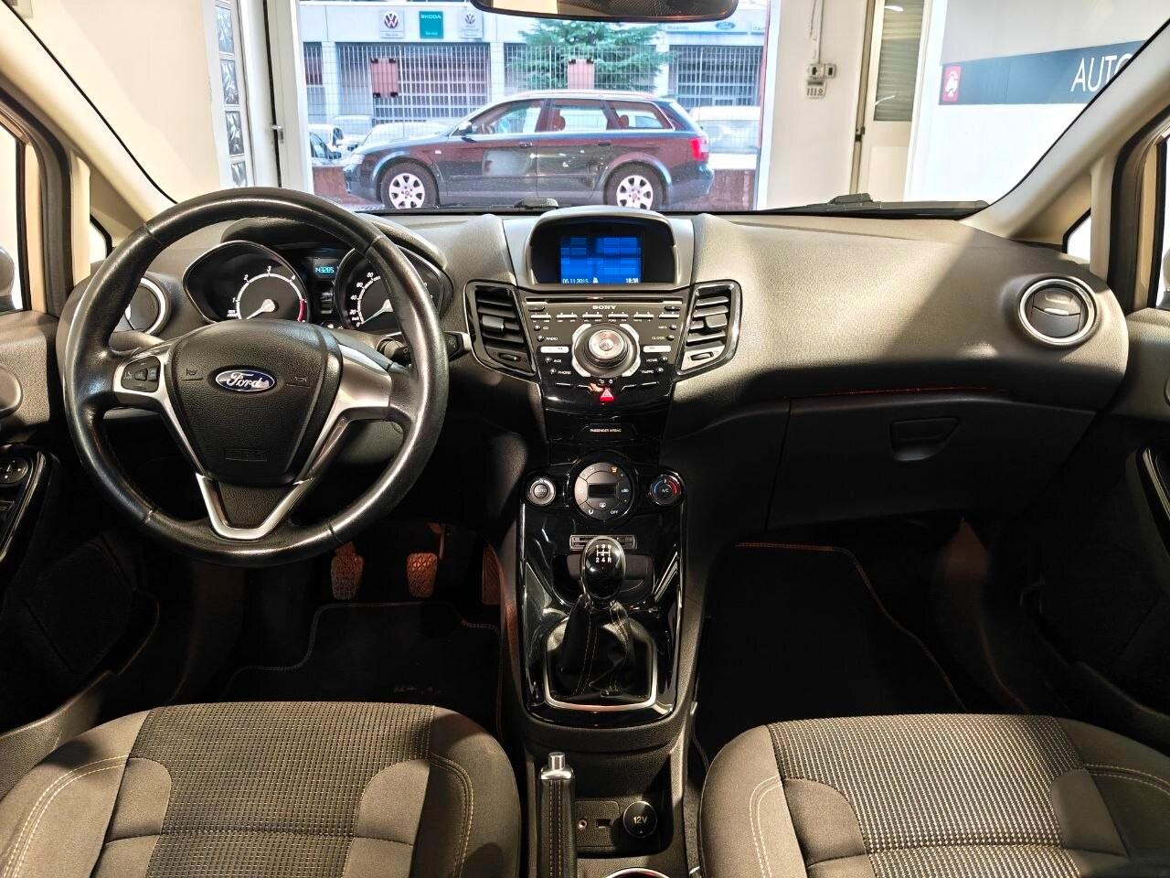 FORD Fiesta 6ª serie Fiesta 1.5 TDCi 75CV 5 po...