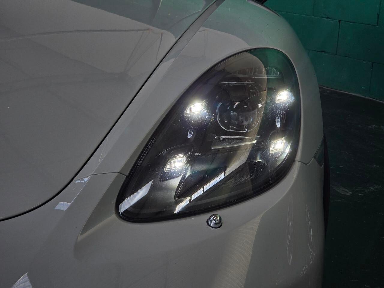 Porsche 718 Cayman 2.5 S