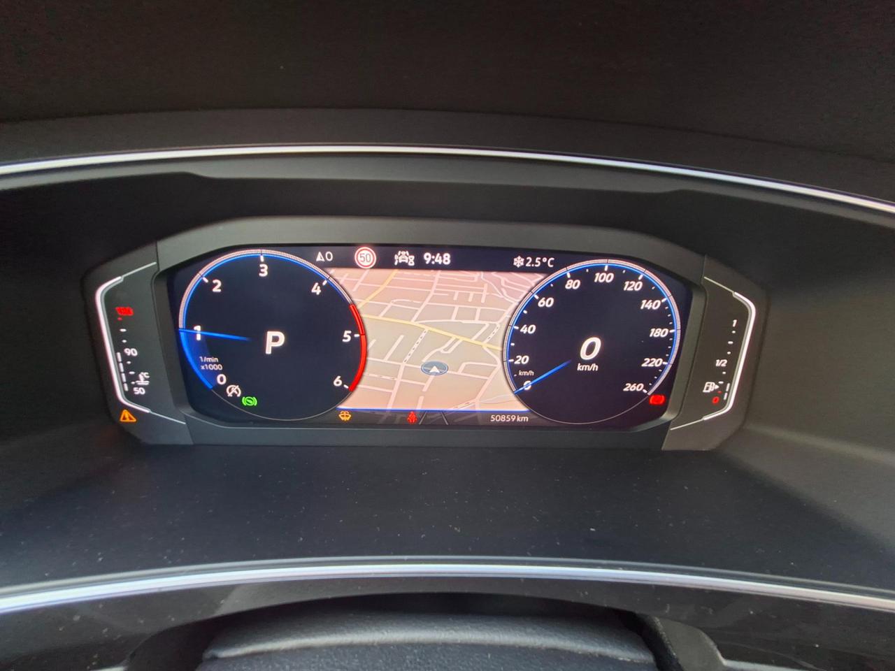 Volkswagen Tiguan 2.0 tdi R-Line 150cv dsg